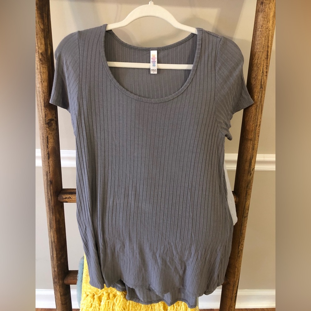 Lularoe Top, Size Small, Gray